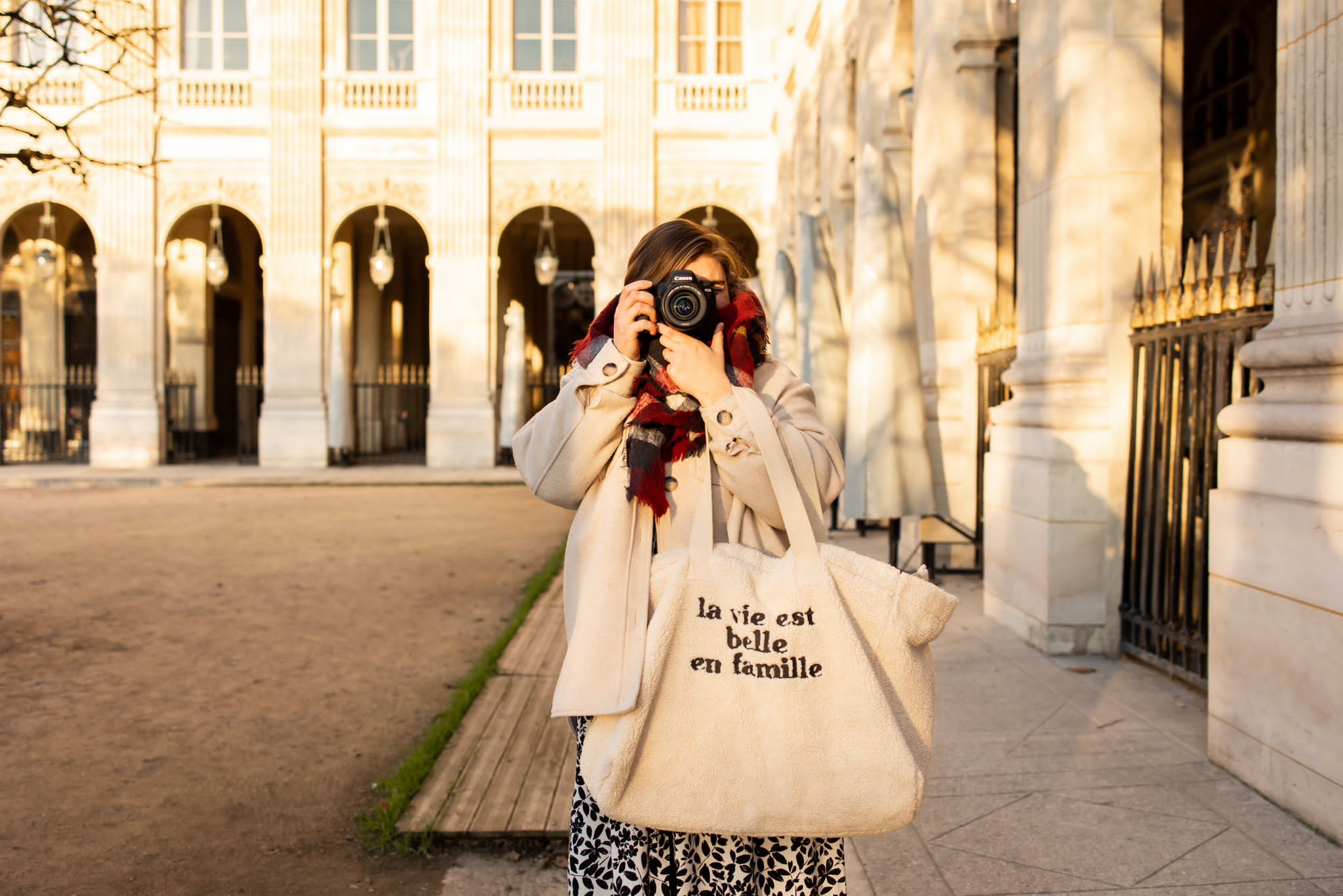 photo de Camille Piovesan photographe de famille seance et reportage du quotidien